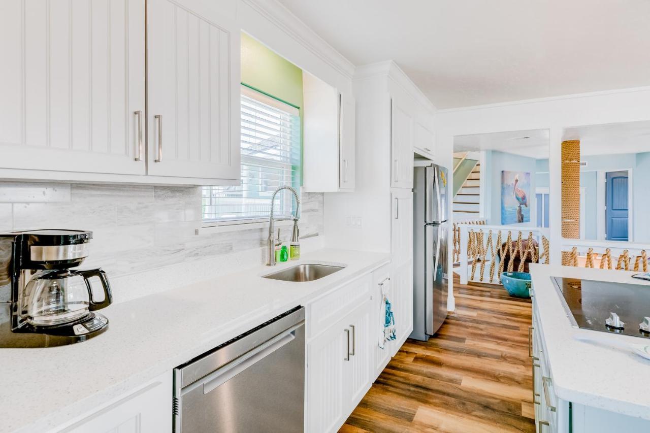 Villa The Quirky Whale Surfside Beach Esterno foto
