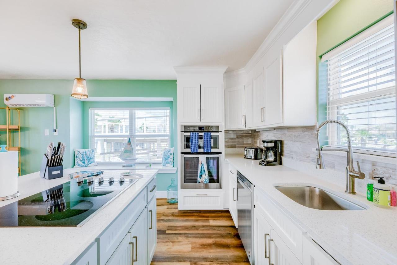 Villa The Quirky Whale Surfside Beach Esterno foto