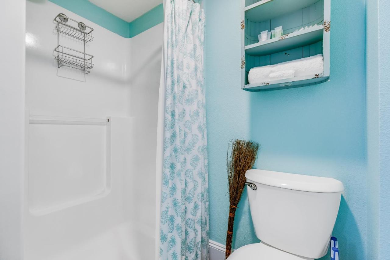 Villa The Quirky Whale Surfside Beach Esterno foto