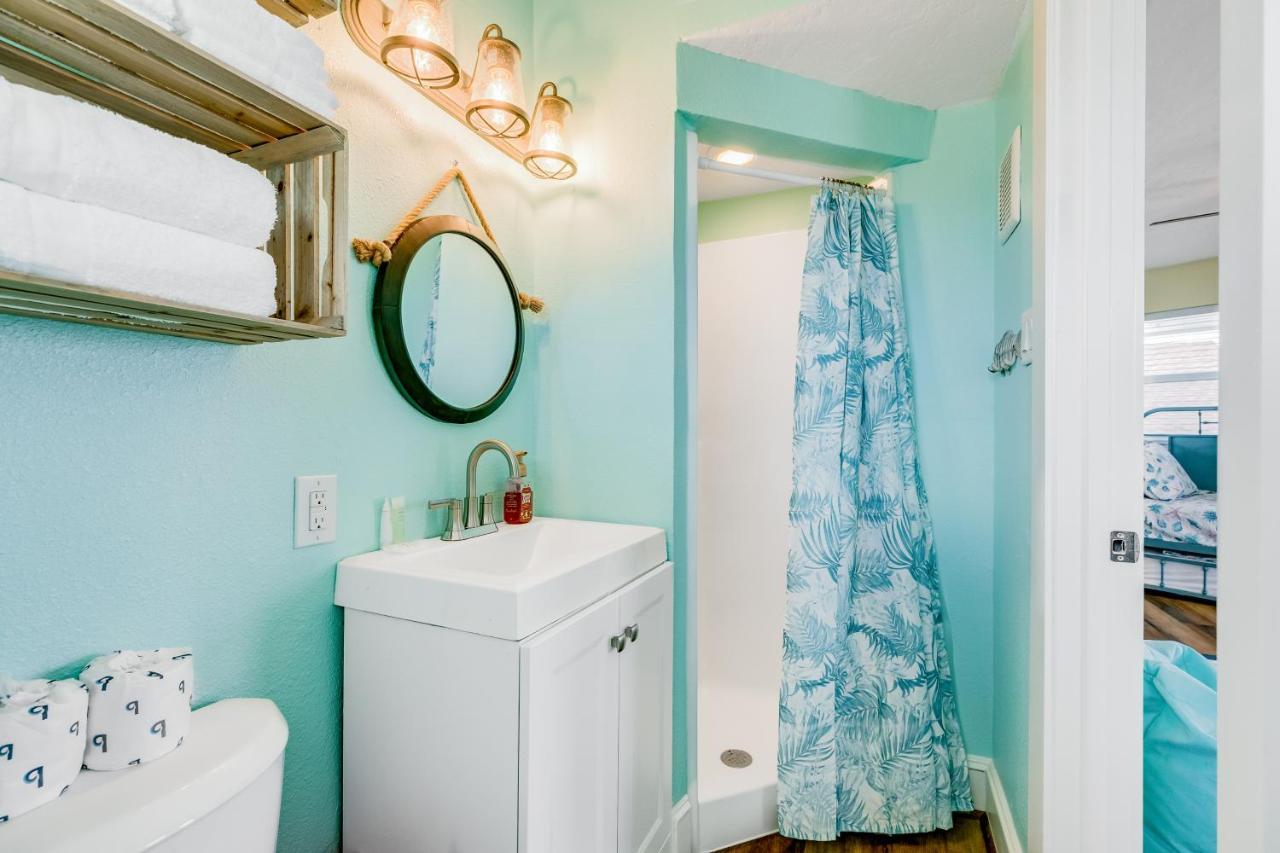 Villa The Quirky Whale Surfside Beach Esterno foto